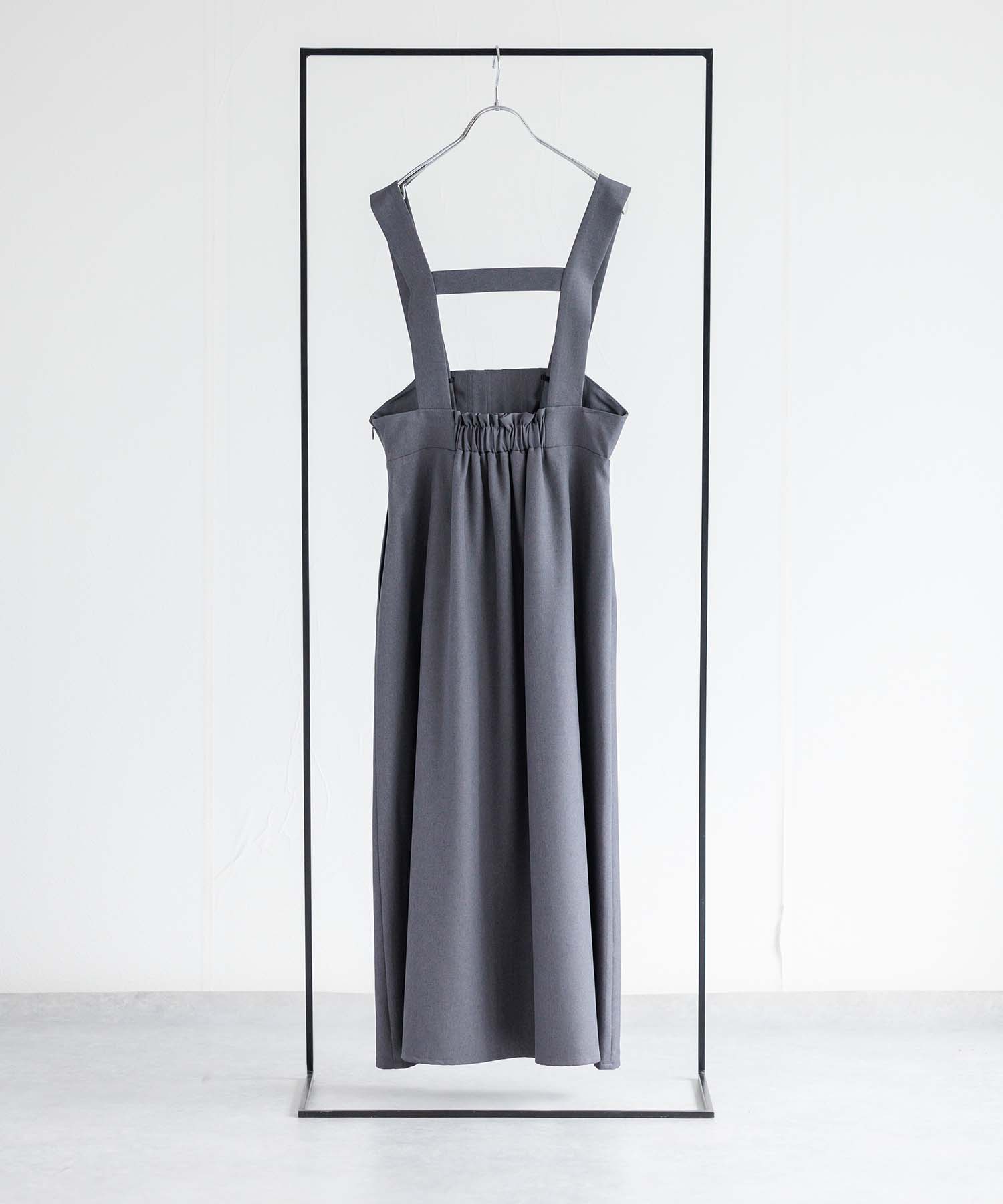 【ELF SACK】フレンチフローラルサスペンダーワンピース ELF SACK(エルフサック) ワンピース(レディース) - 海外通販のBUYMA