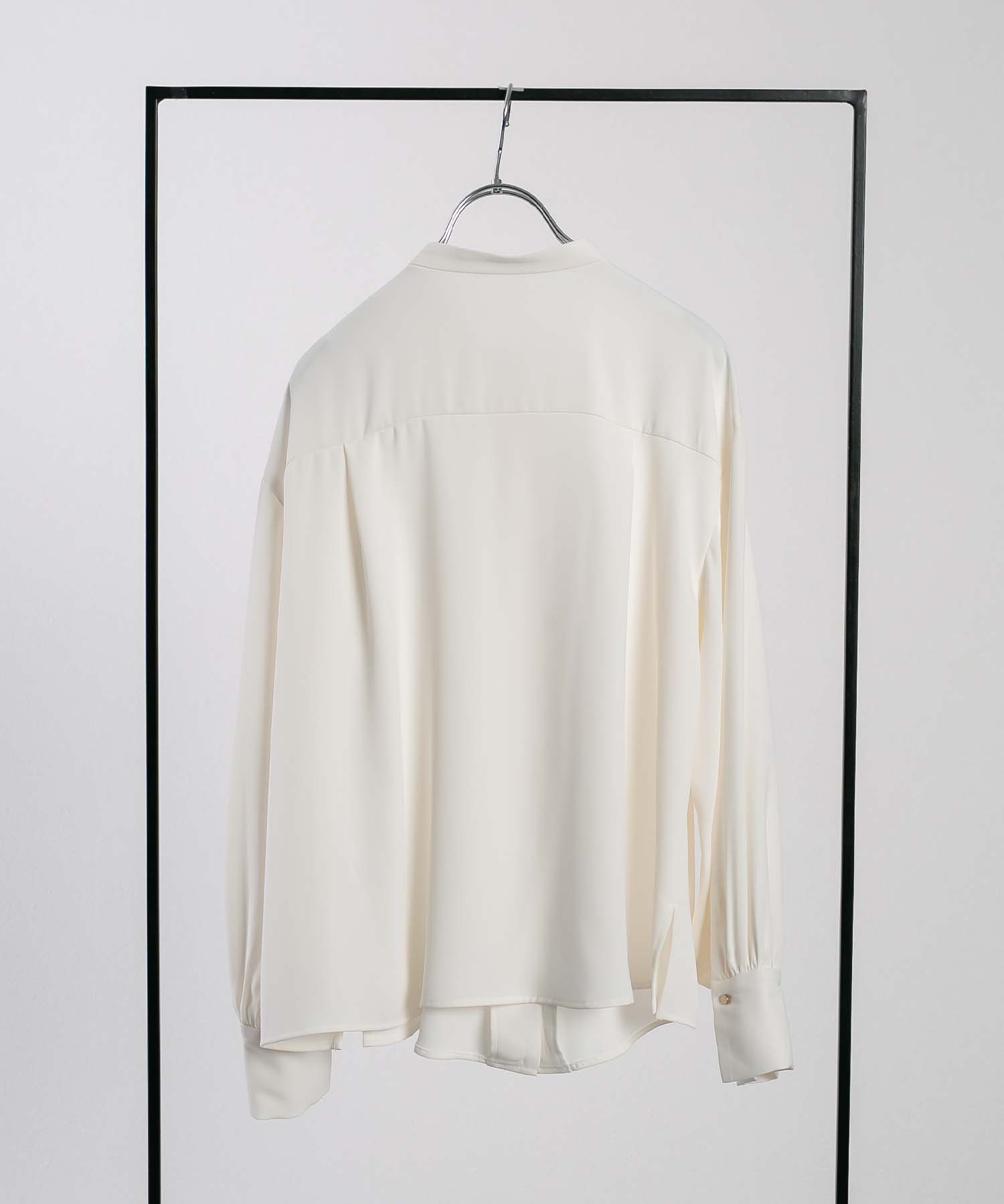 アンサイド　anside バックフリルシャツ　ブラウス　ローファッジ アンサイド anside バックフリルシャツ ブラウス ローファッジ