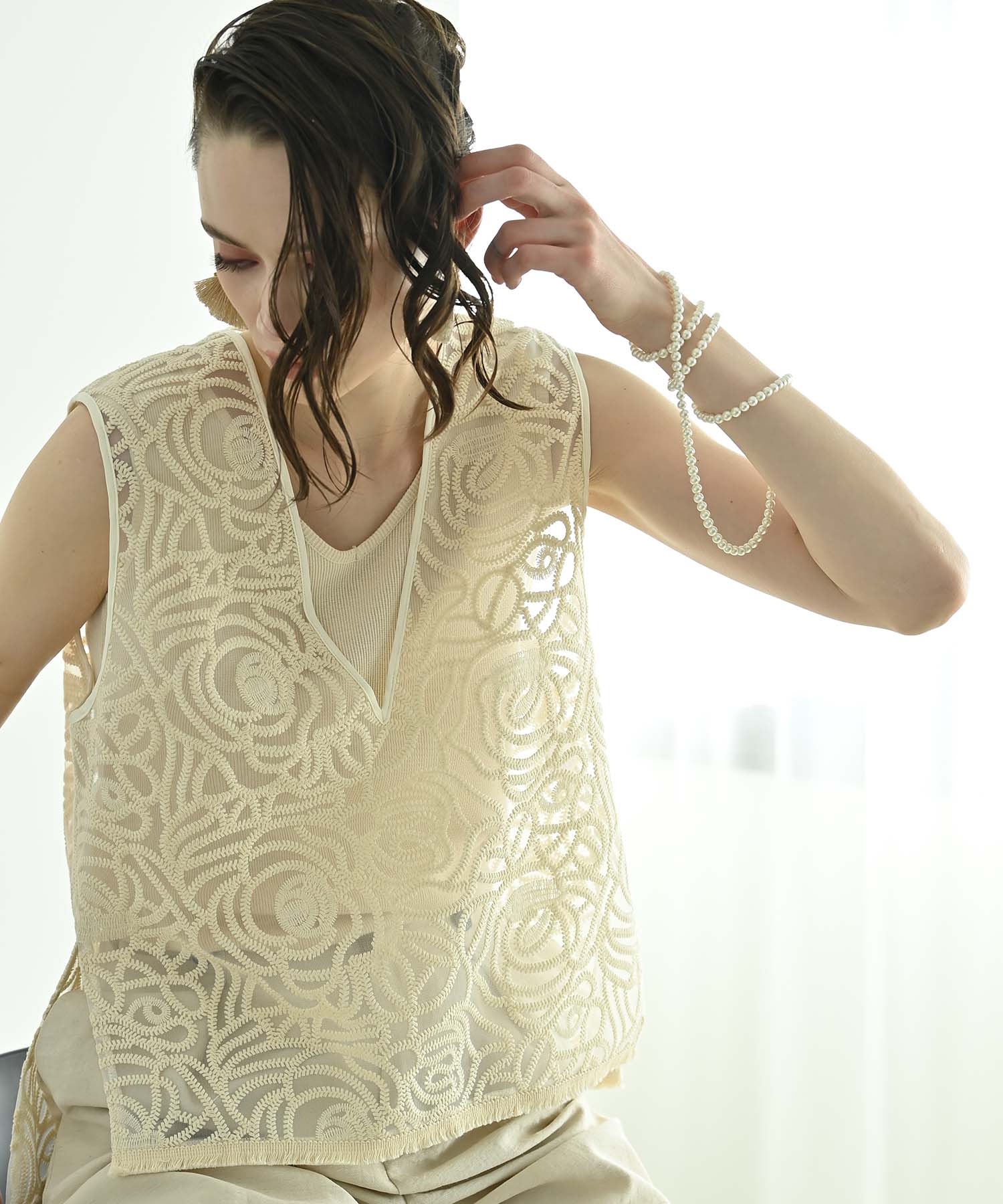 FRAMeWORK　チュール刺繍VEST FRAMeWORKフレームワーク チュール刺繍ベスト - メルカリ