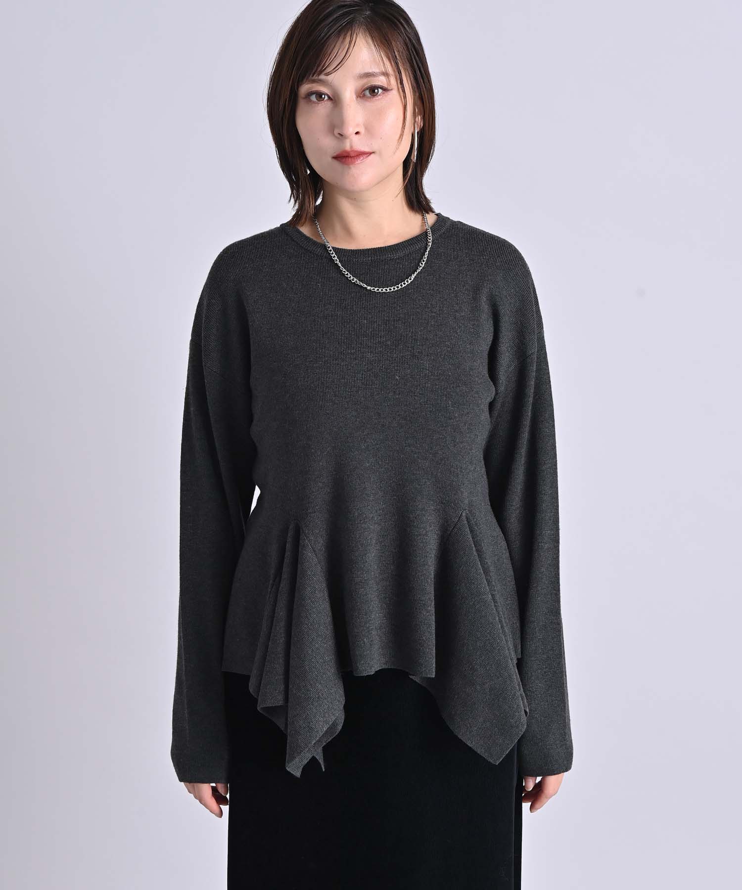 ペプラムデザインプルオーバー ニット RAW FUDGE