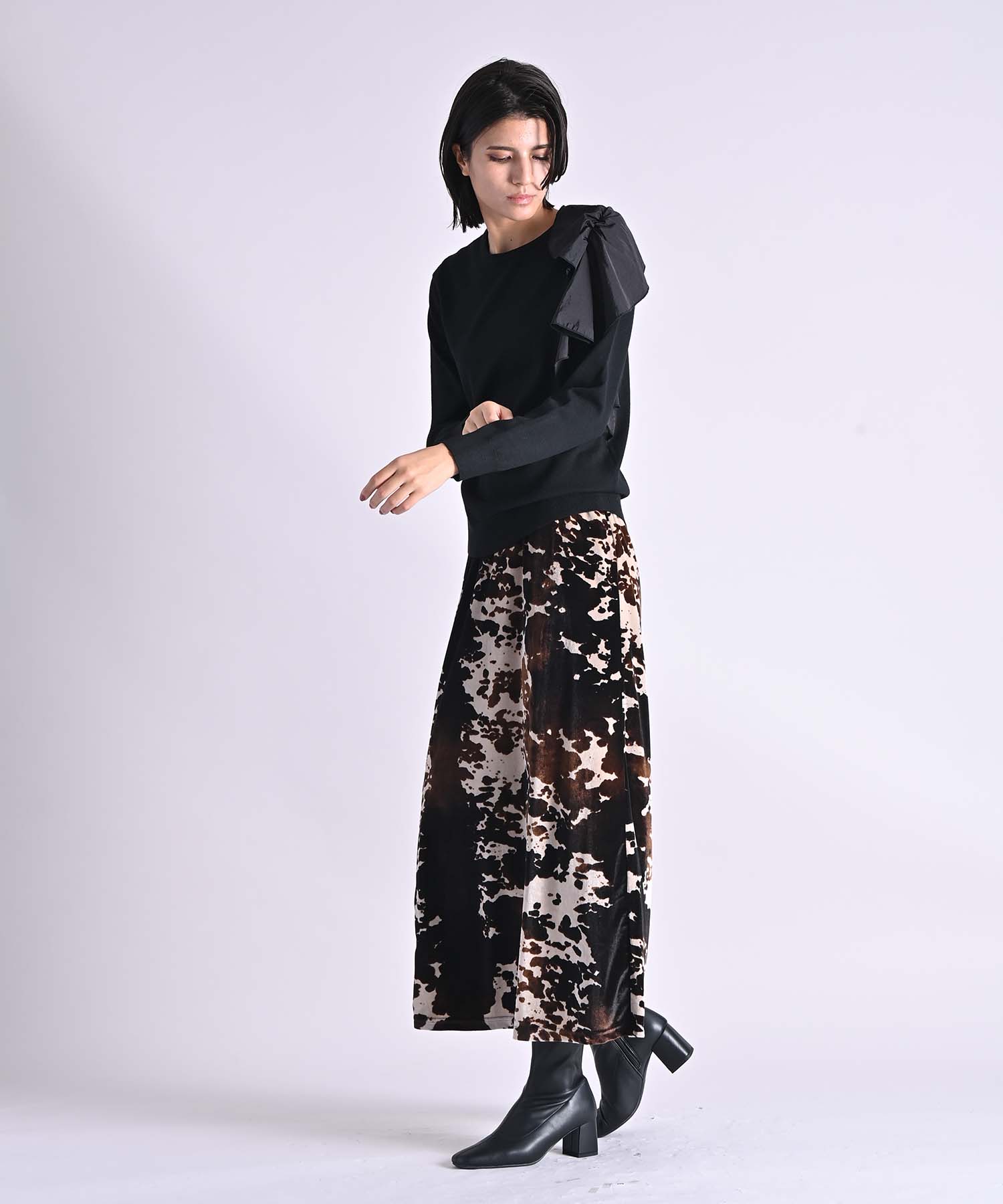 こむぎ　様 アシメモチーフプルオーバー ニット RAW FUDGE