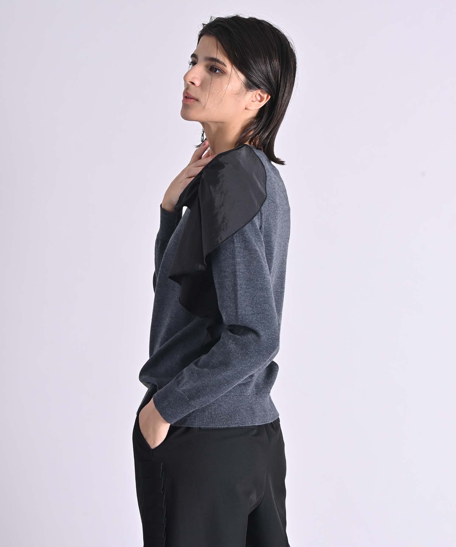 アシメモチーフプルオーバー ニット RAW FUDGE